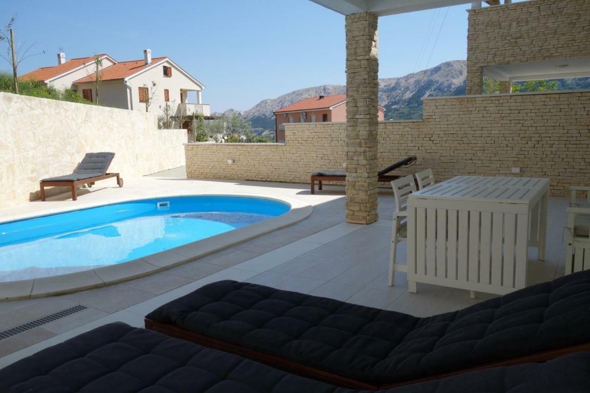 House Sunny Rock Baska Villa Bagian luar foto