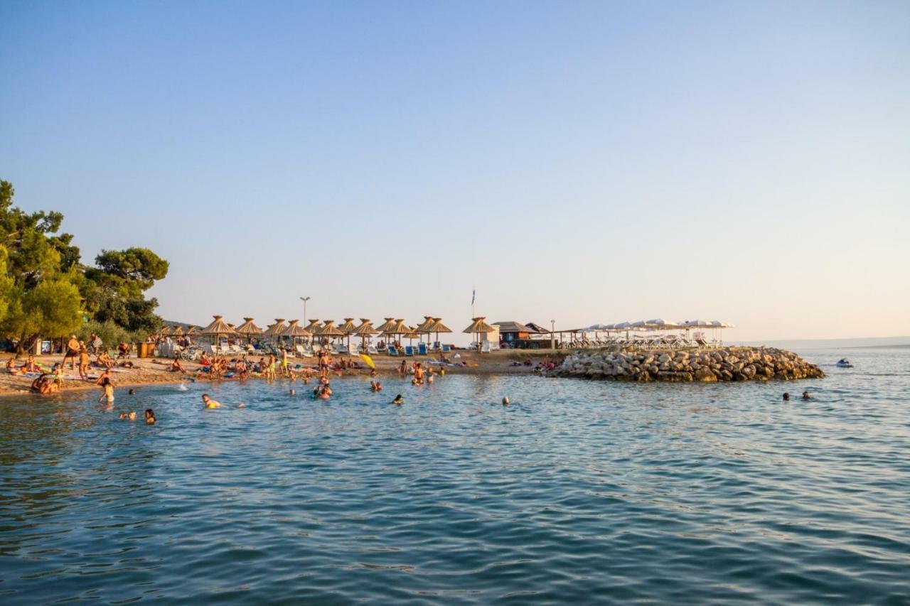 House Sunny Rock Baska Villa Bagian luar foto